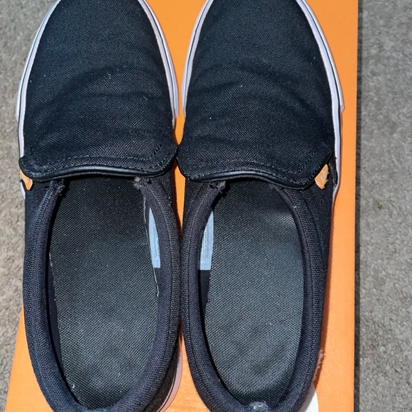 Nike Black and White Slip Ons - Picture 3 of 8